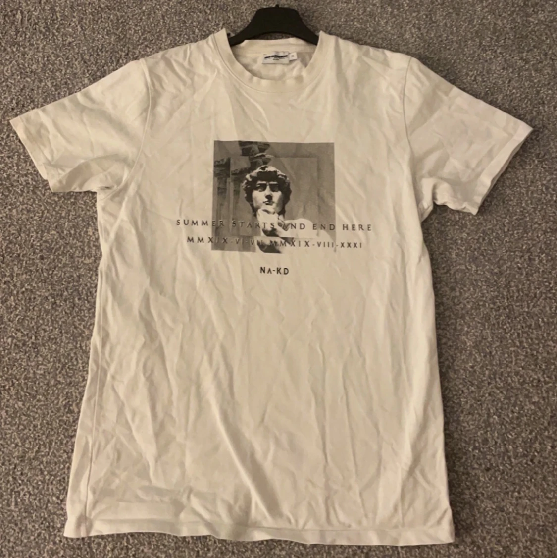 Vit t shirt med tryck