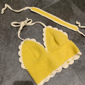 Virkade topp och hårband - Egengjorda🌼. Aldrig använda, endast testade för bild!