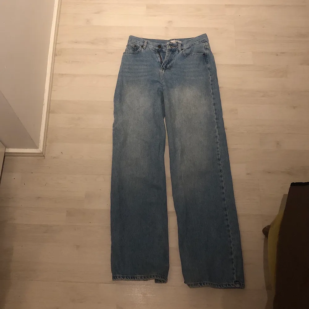 wide leg blå junkyard jeans, mid waist 💙💙. Jeans & Byxor.