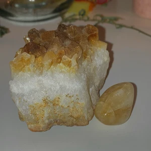 Citrine kristall💛 - Rå citrine + tumblad citrine, riktiga <33