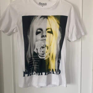 T-shirt  - Cool vintage tröja som är jätteskön 