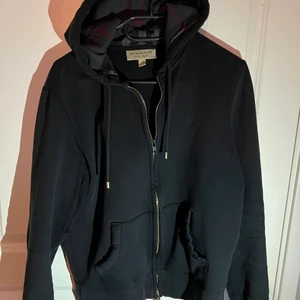 Burbery zip up  - Strl S