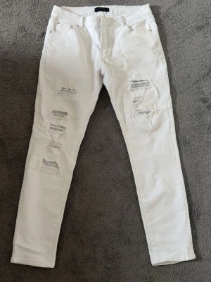 AMIRI jeans - AMIRI jeans. Storlek 31. Alltså 174-184. Condition 9/10