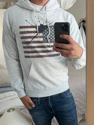 Concrete ink hoodie  - Nytt skick 