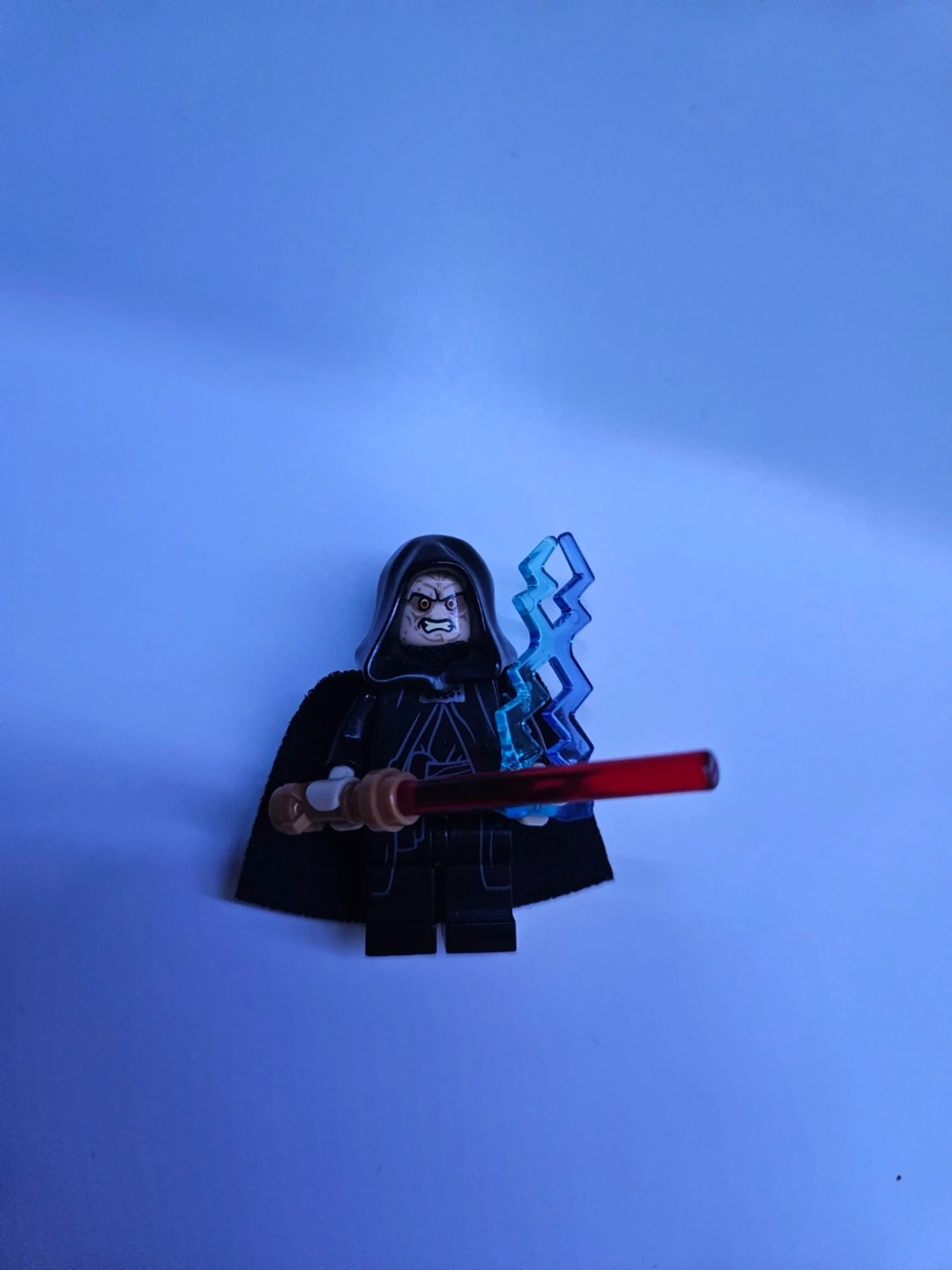 LEGO Star Wars minifigur med lasersvärd