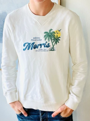 Morris Tröja  - Snygg Morris tröja!  Modellen på bilden är 190 och väger 85! Vid köp av flera erbjuder jag rabatt😊