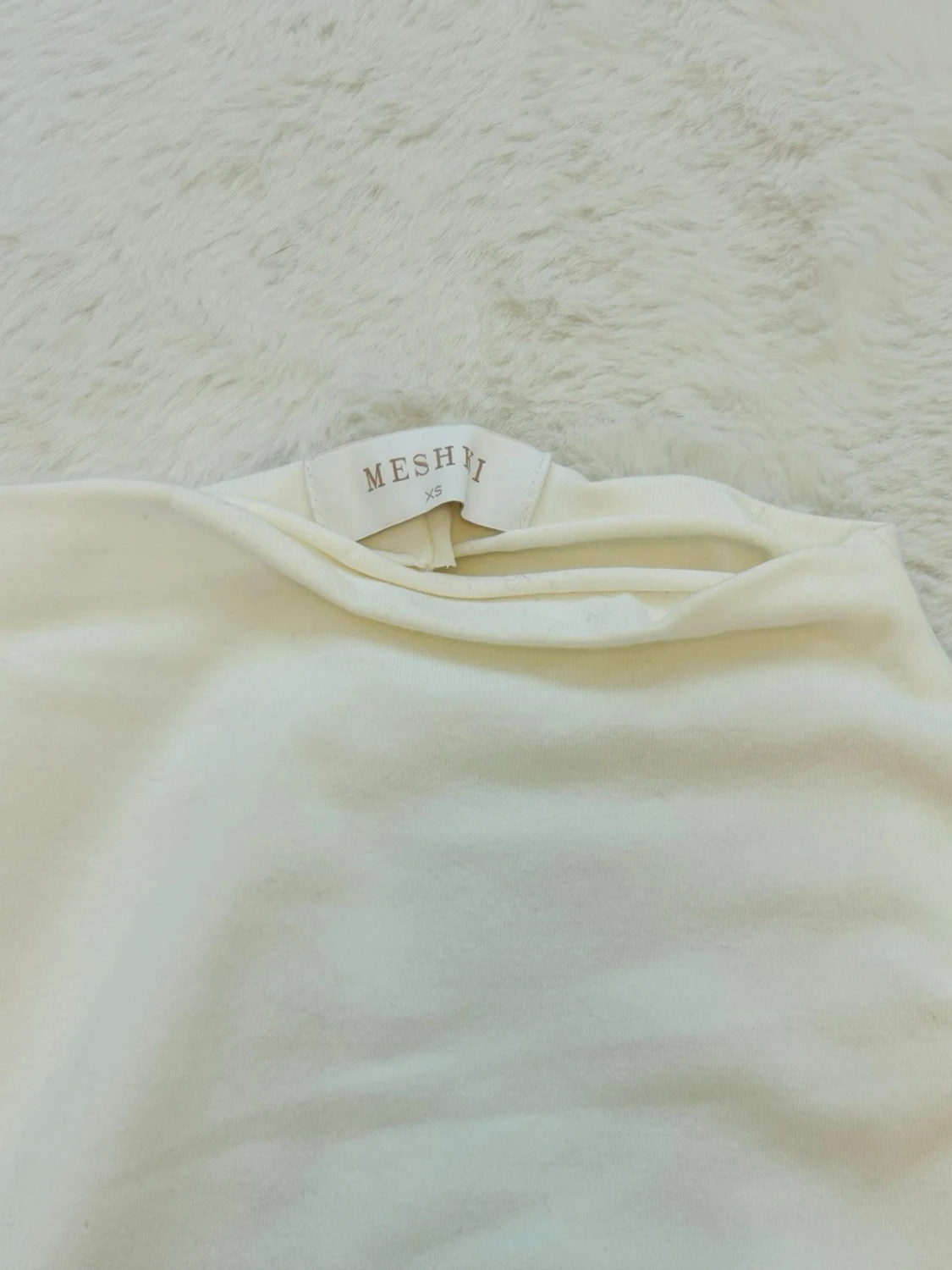 Ny Snygg Vit ärmlös kortklänning från Meshki - 3