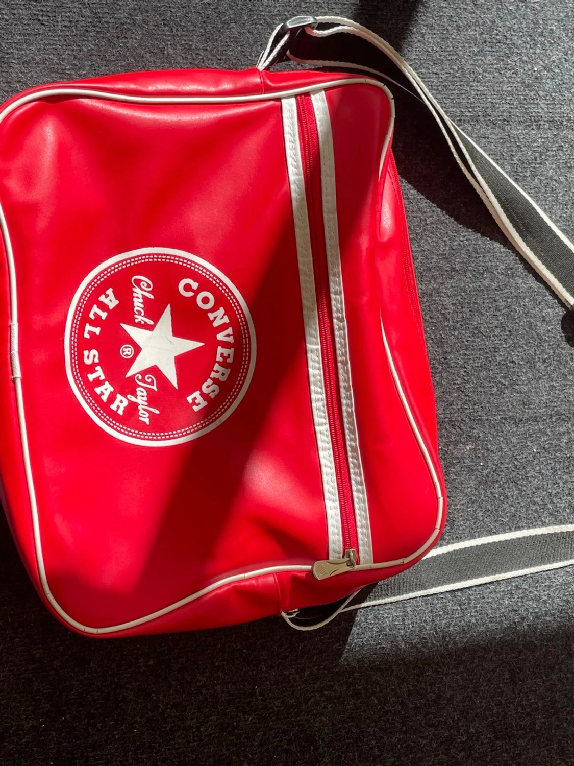 Röd Converse Chuck Taylor - 4