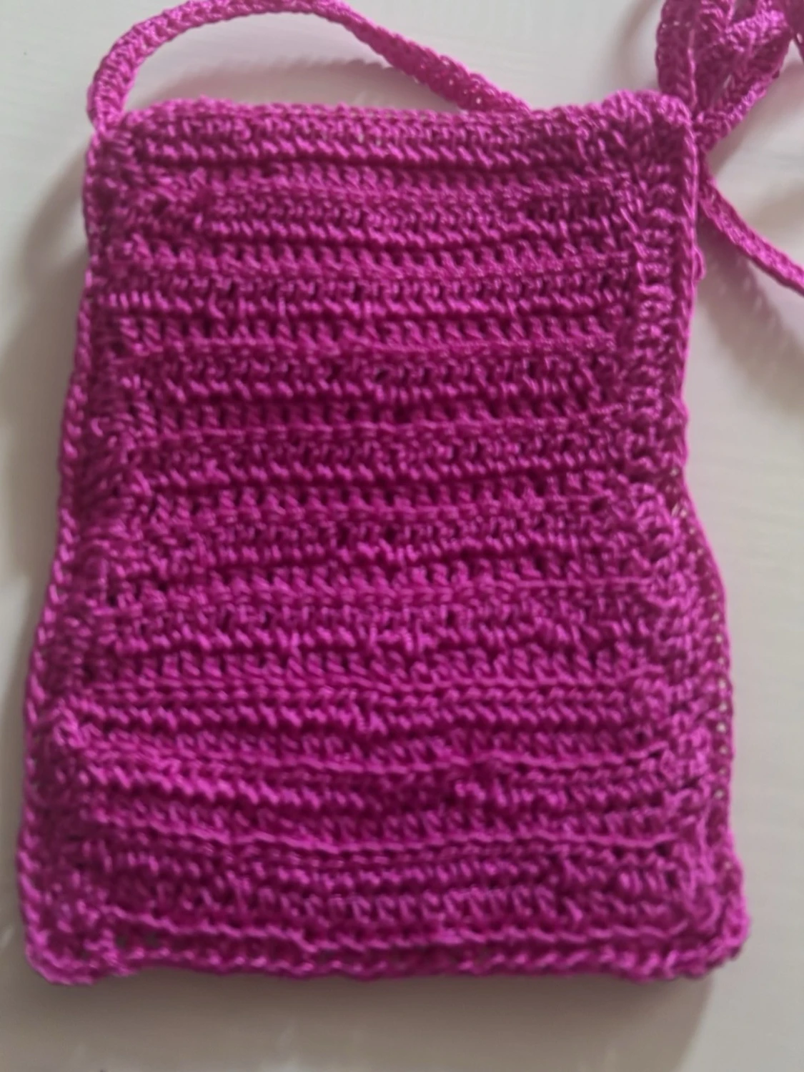 Rosa virkad axelväska med lock - 1