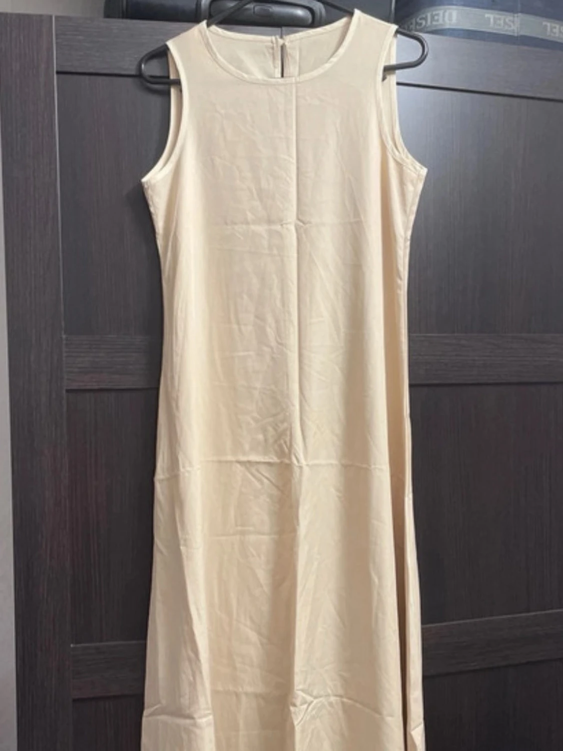 Crémefärgad Shein Underklänning  - 1