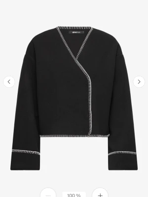 tunn kappa🩷 - jätte fin tunn kappa perfekt nu till våren 🩷