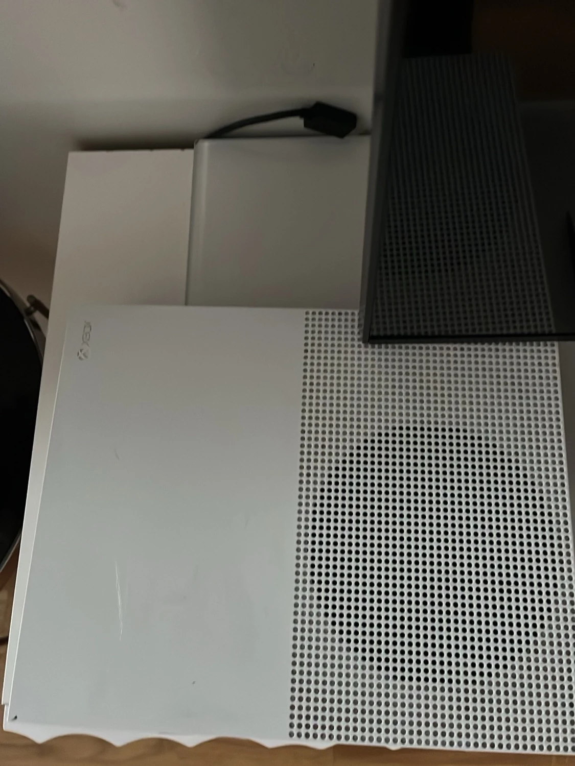 Xbox One S vit spelkonsol - 1