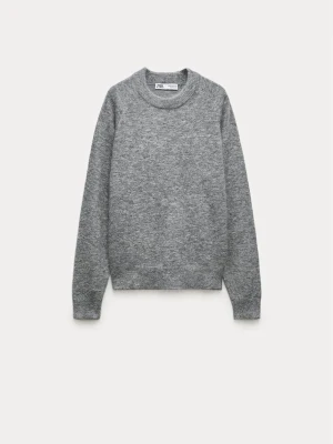 Grå stickad tröja från Zara - Grå stickad tröja från Zara.