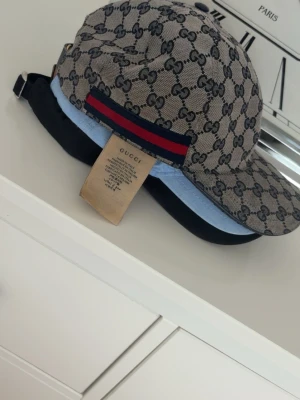 Äkta gucci keps  - Äkta Gucci keps , xxl 61 cm