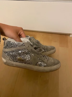 Golden goose midstar - Super snygga golden goose midstar i stl 39❤️knappt använda 