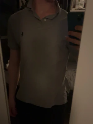 Ralph Lauren piké  - Piké - Ralph Lauren - Storlek: Small - Mycket fint skick - Mitt pris: 199kr - Hör av dig vid funderingar 💫