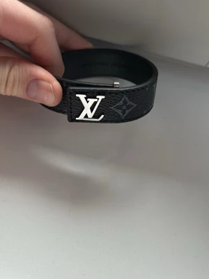 Armband - Nytt skick 