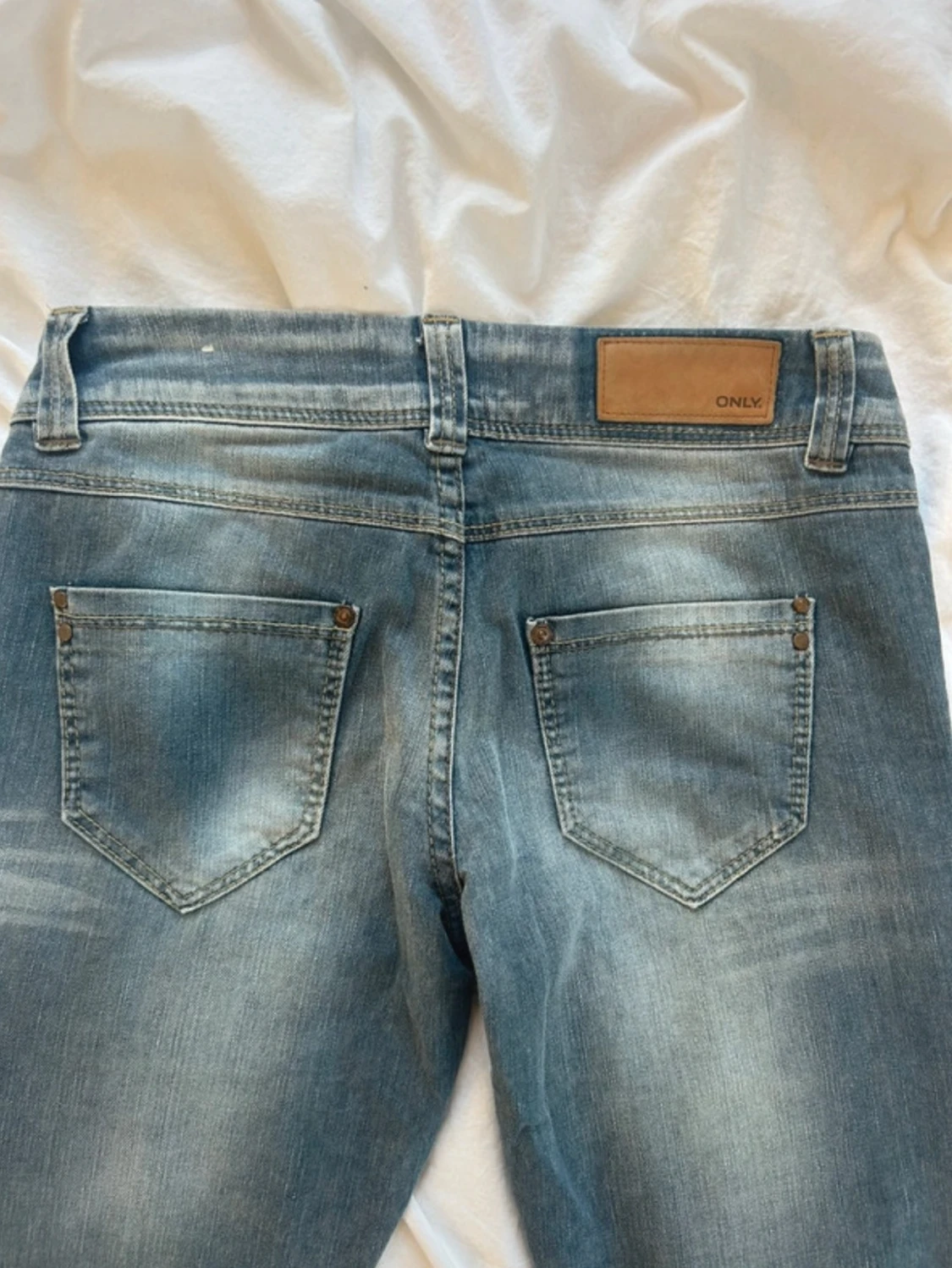 Blå bootcut jeans från ONLY - 3