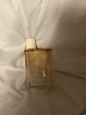 Burberry her London dream EDP parfym - 50ml ca 35 kvar💓