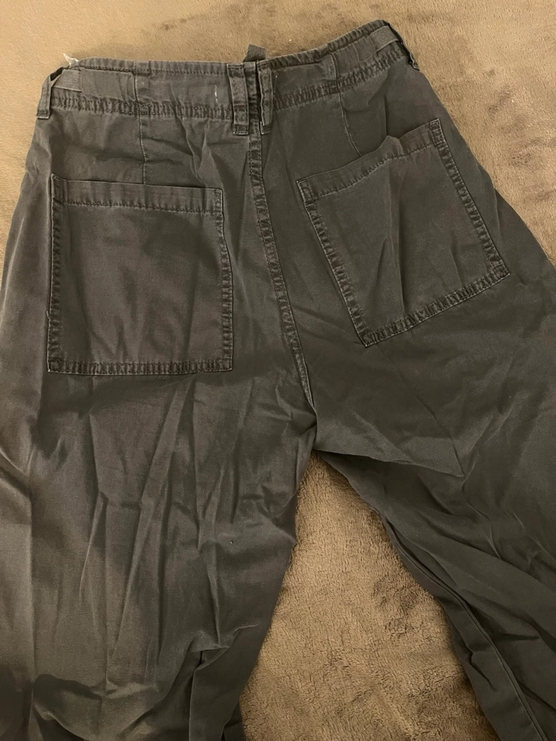 Mörkgråa Cargobyxor - 1