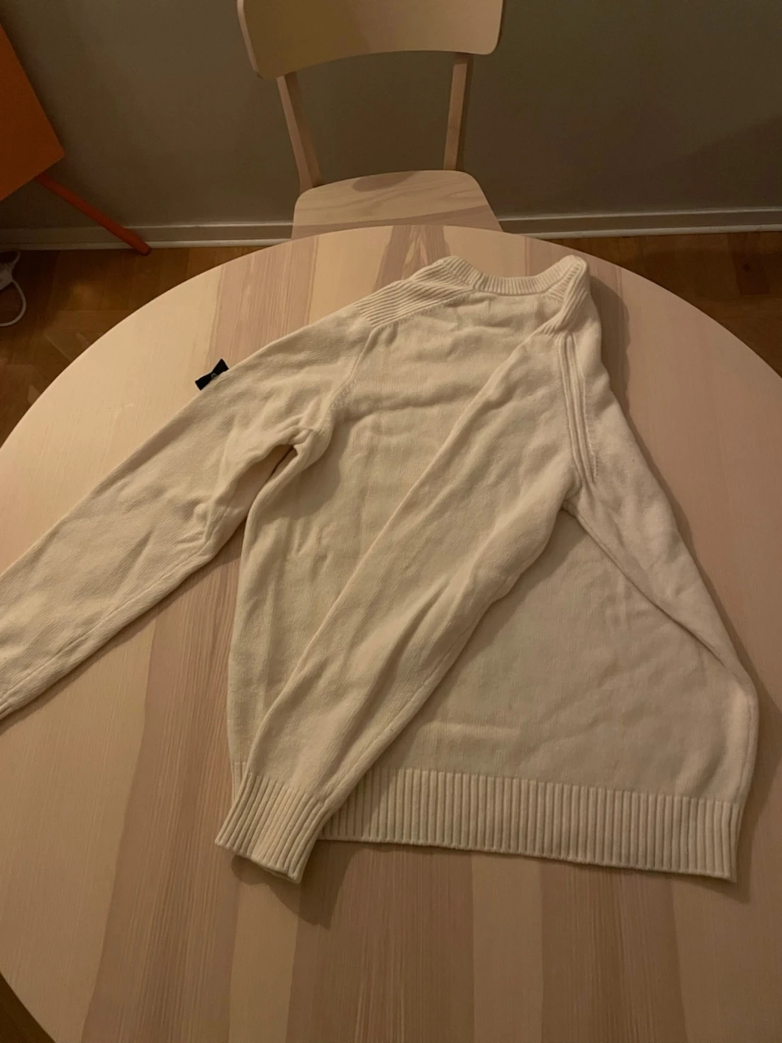 Vit stickad tröja från Stone Island - 1