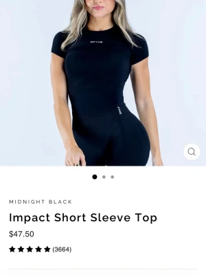 DFYNE Impact Tshirt - Svart dfyne Impact Tshirt beställd från dfynes hemsida. Säljer då jag beställde två olika storlekar. Säljer storlek XS. Helt oöppnad. Svart! Köpes för 450kr, säljer för samma pris då paketet är oöppnat🖤