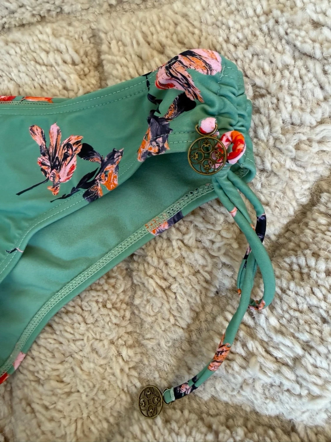 Blommiga bikiniunderdel från Pieces - 4