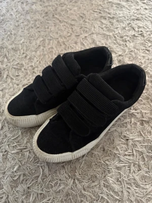 Even&Odd skor  - Even&Odd skor i storleken 36