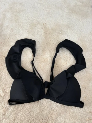 Bekini överdel  - Från shein storlek s