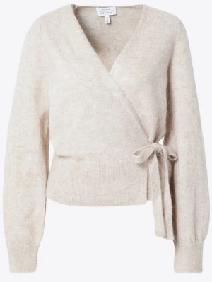 Beige wrap cardigan - Säljer en beige stickad wrap cardigan 🤍 Koftan har långa ärmar, ribbade muddar och knytdetalj i midjan. Storlek L men eftersom man knyter den så passar den bra på mig som har storlek S. Tillverkad i mjukt material som ger en avslappnad men ändå stilren look.