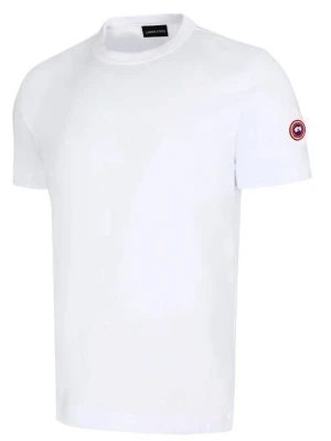 Vit t-shirt från Canada Goose - Snygg vit t-shirt från Canada Goose med klassisk rund hals och korta ärmar. På vänster ärm sitter Canada Goose-loggan.