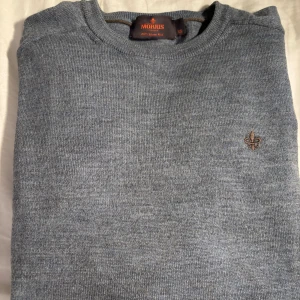 Morris tröja - Tja, nu säljer jag en stickad morris tröja med bra skick! Storleken är xs och är i en ljusblå färg. Nypris för tröjan är 1500kr! Säljer för endast 499kr. Vid frågor och funderingar är det bara att höra av sig! 