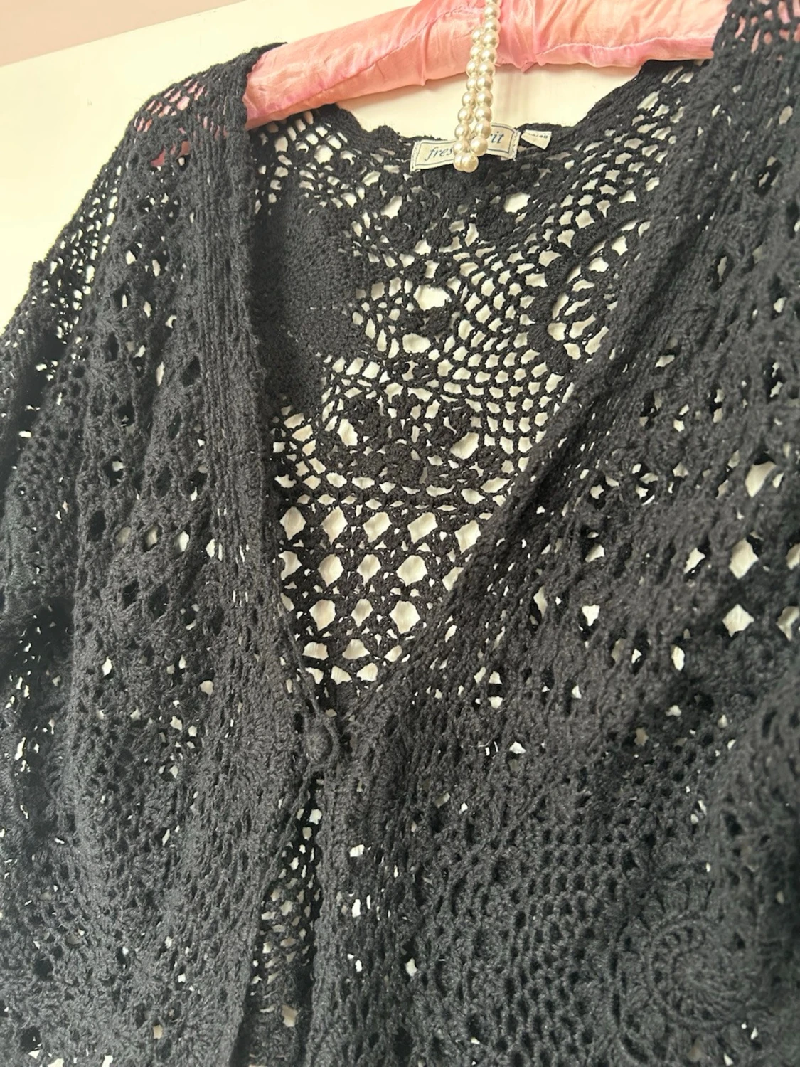 Svart virkad kofta från Fresh Point - 5
