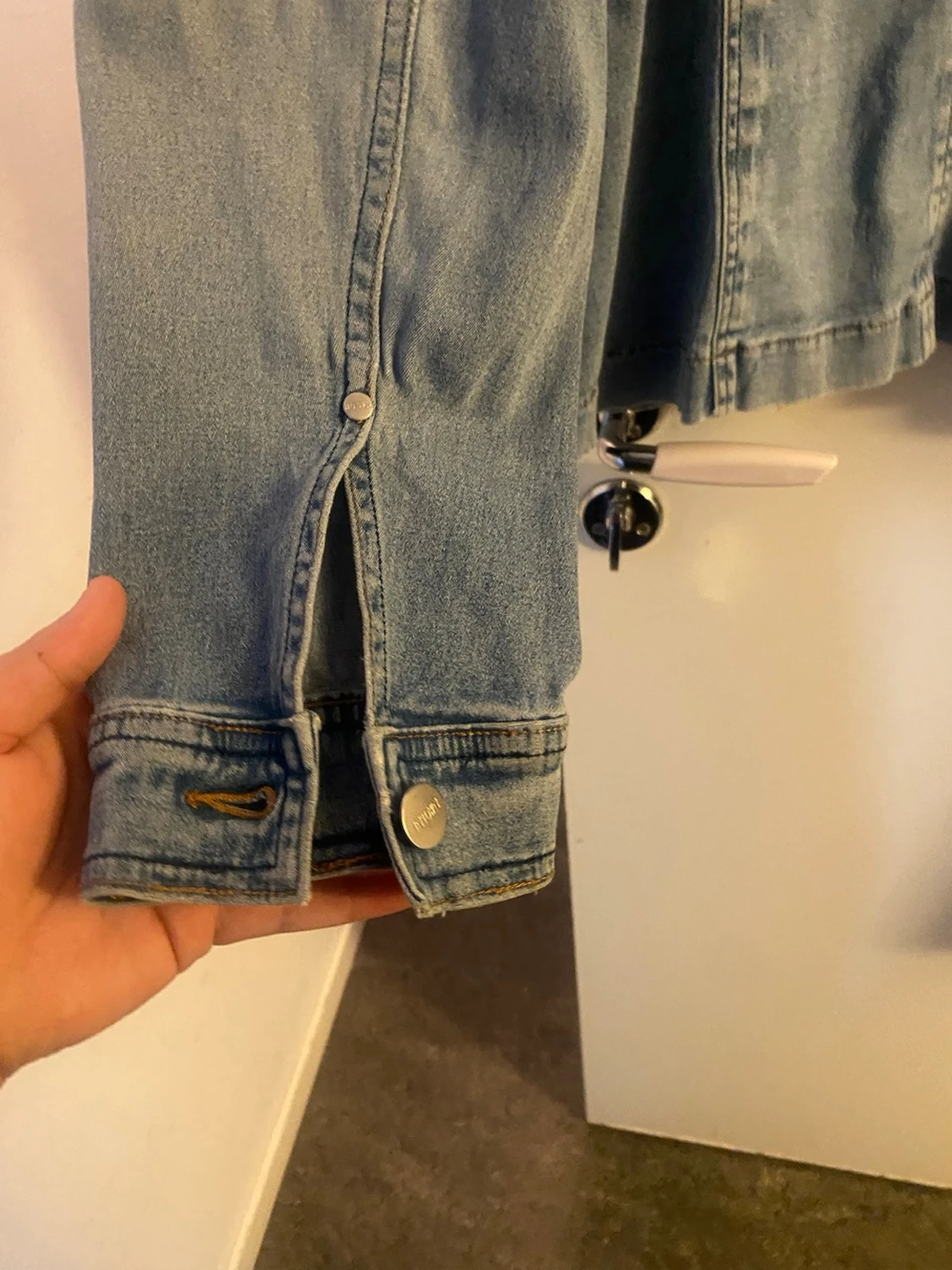 Ljusblå jeansjacka  - 5