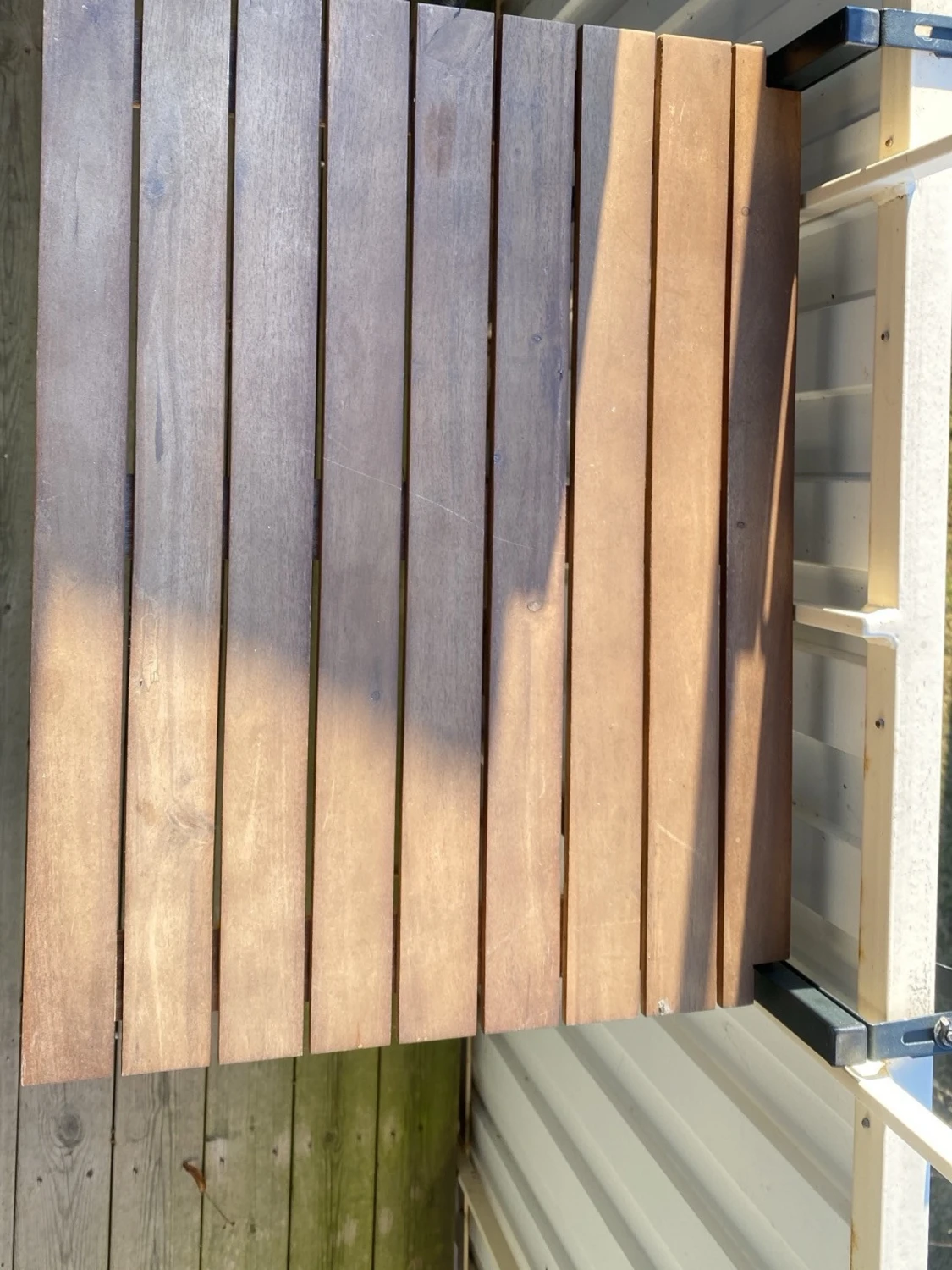 Hopfällbart balkongbord i trä - 1