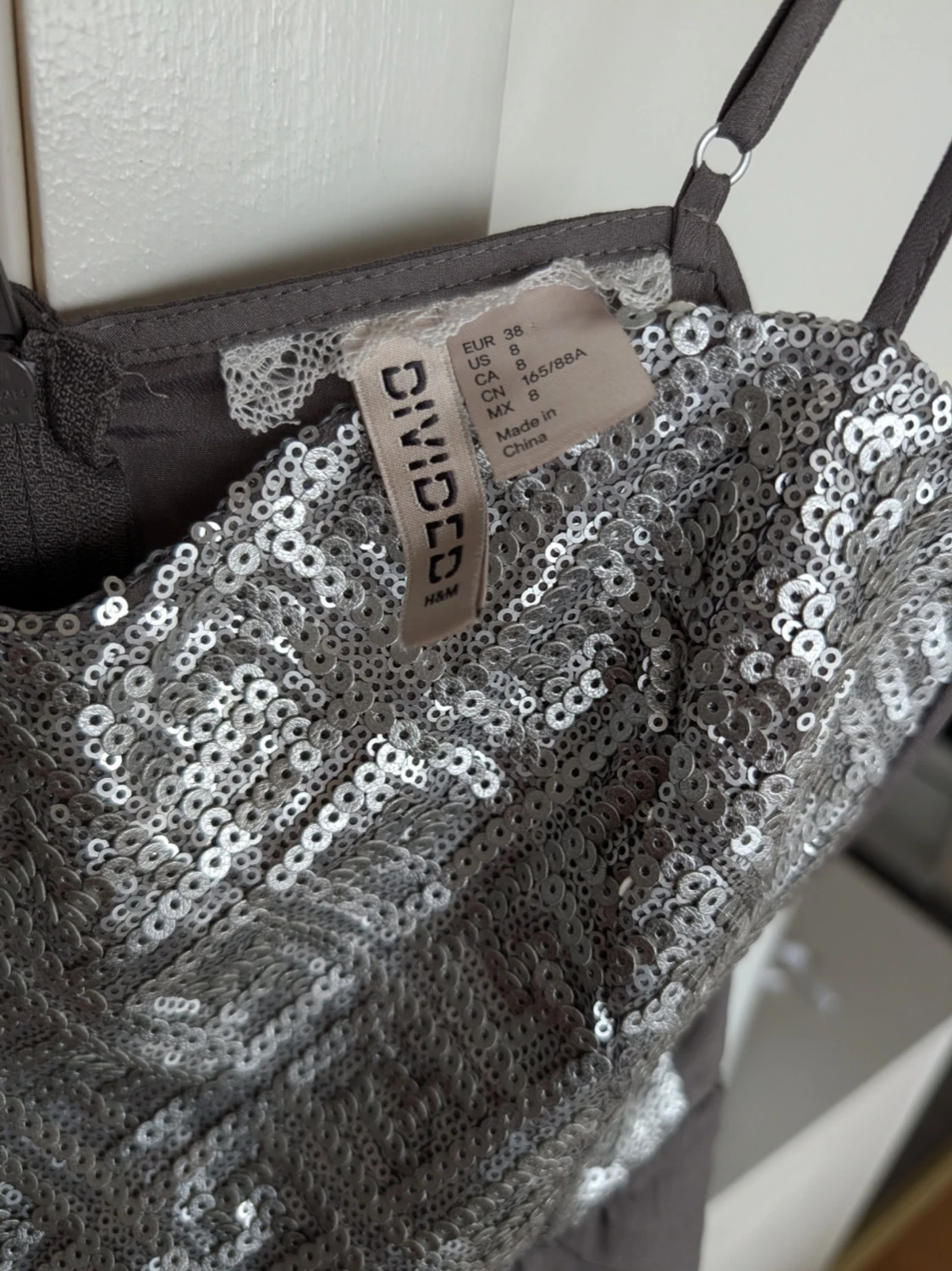 Silver paljettopp från Divided H&M - 1