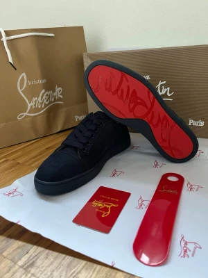 Christian Louboutin  - Nya 