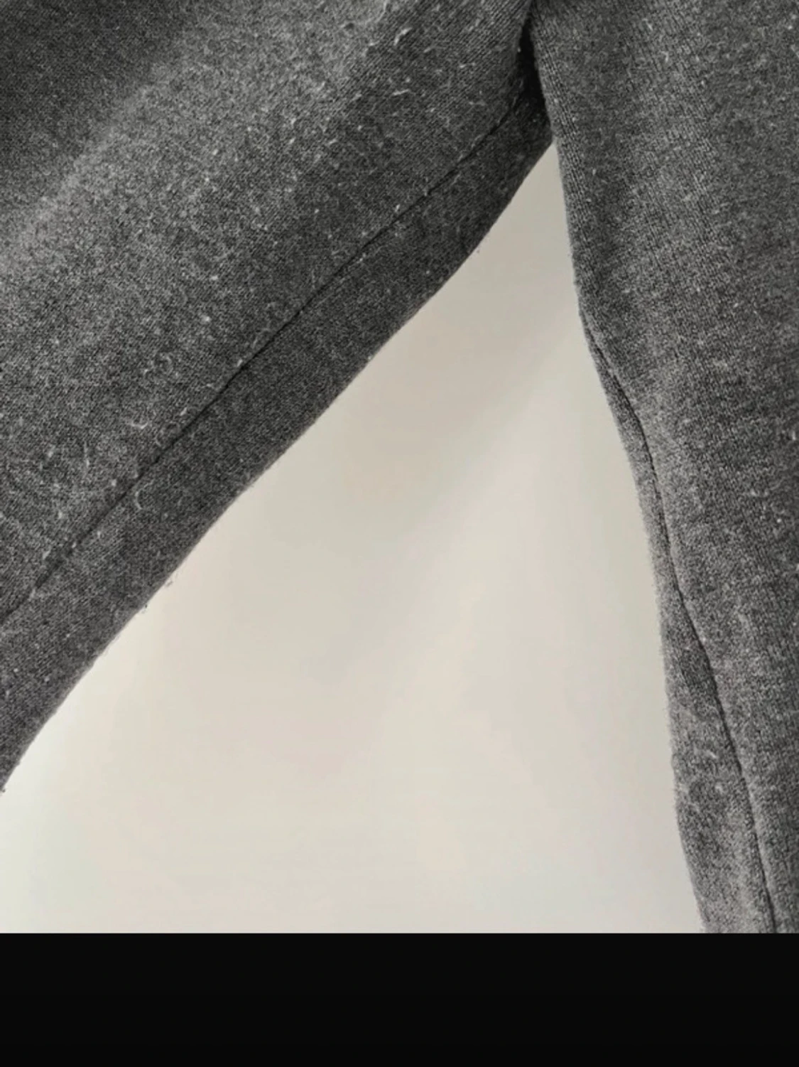 Grå basic kofta med knappar - 1