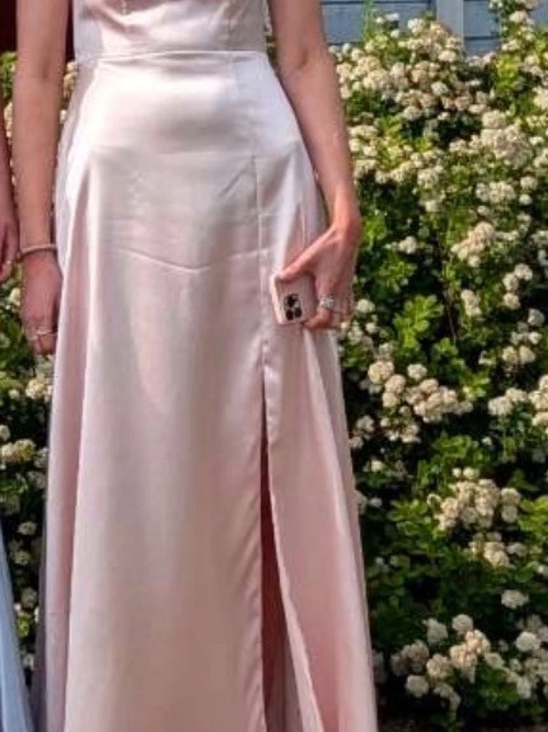 Ljusrosa långklänning med öppen rygg - 4