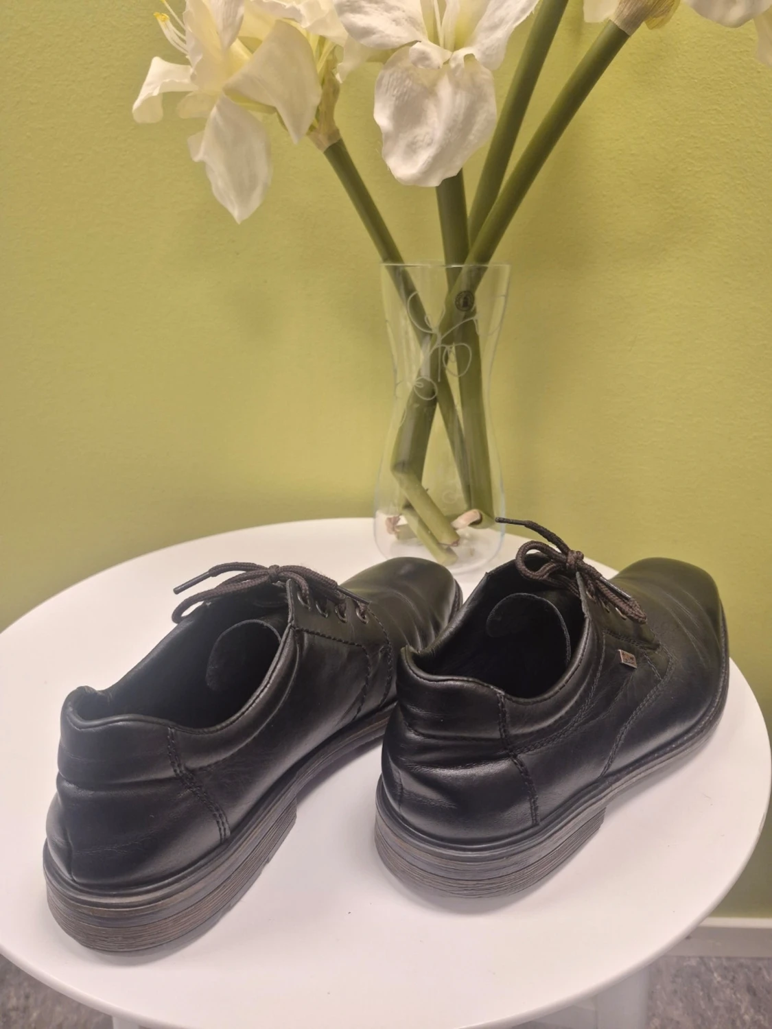 Rieker svarta loafers i läder med snörning 44 - 2