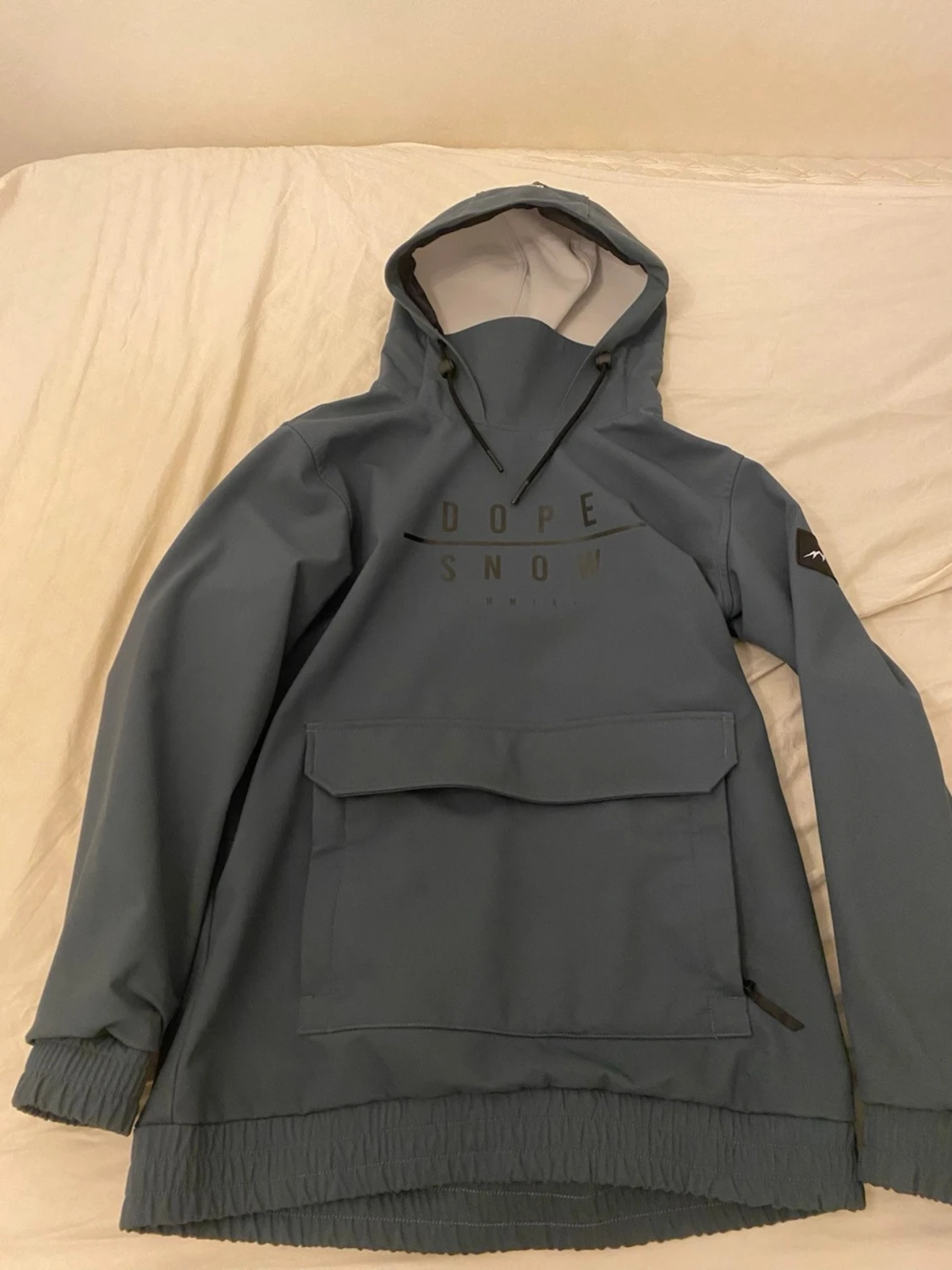 Blå anorak från Dope Snow