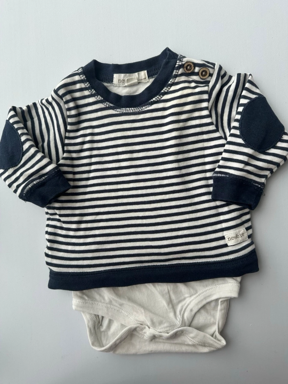 Randig body med lång ärm från Newbie 62