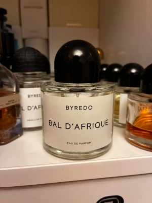 Byredo Bal Dafrique - Mängd enligt bild. Ursprungligen 100ml flaska jag uppskattar 20-25ml kvar. 