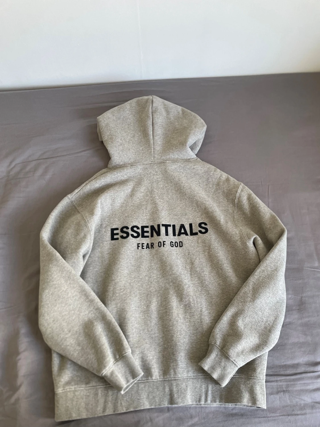 Grå Essentials Fear of God hoodie - 1