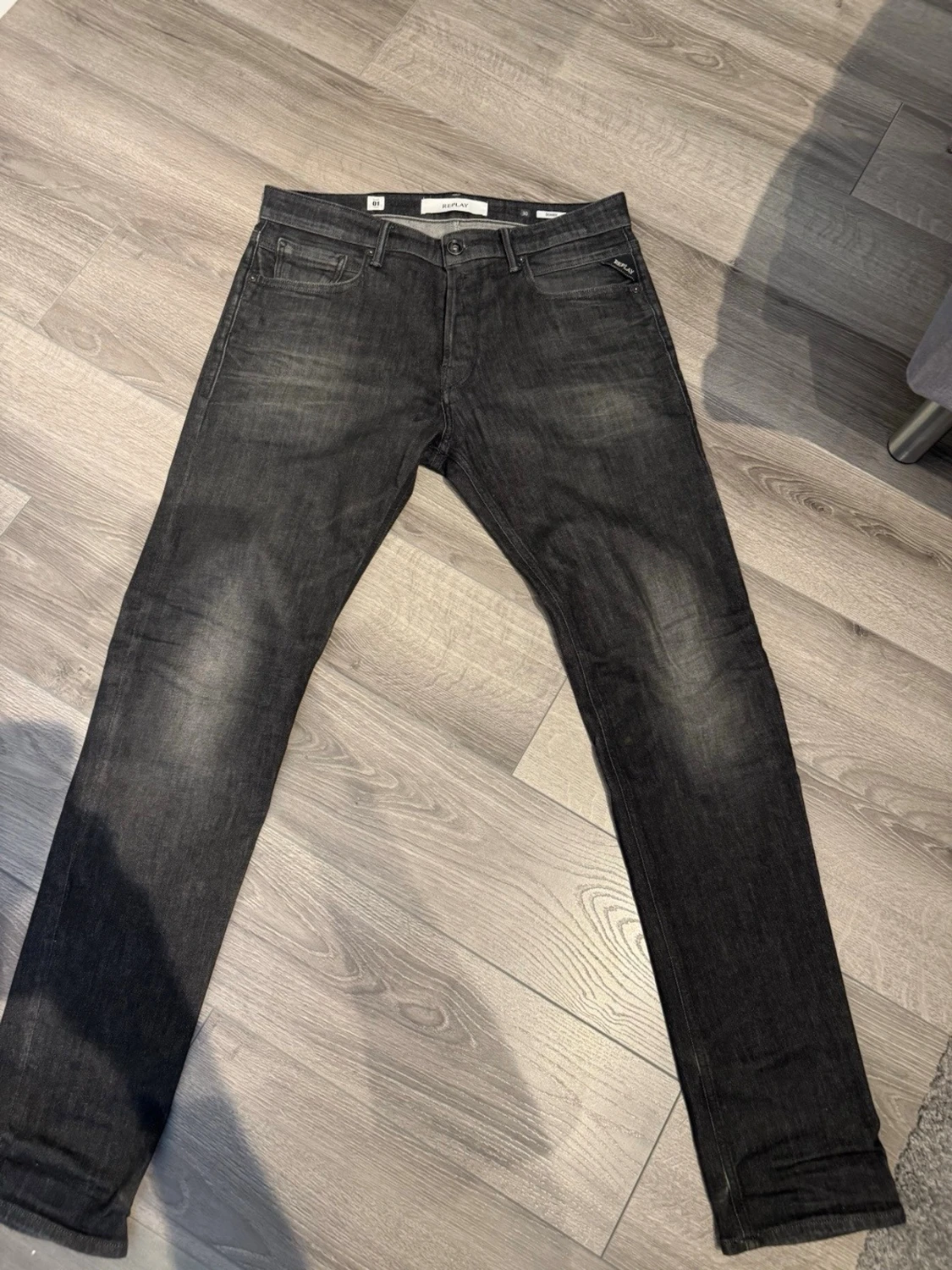 Svarta Replay jeans Donny