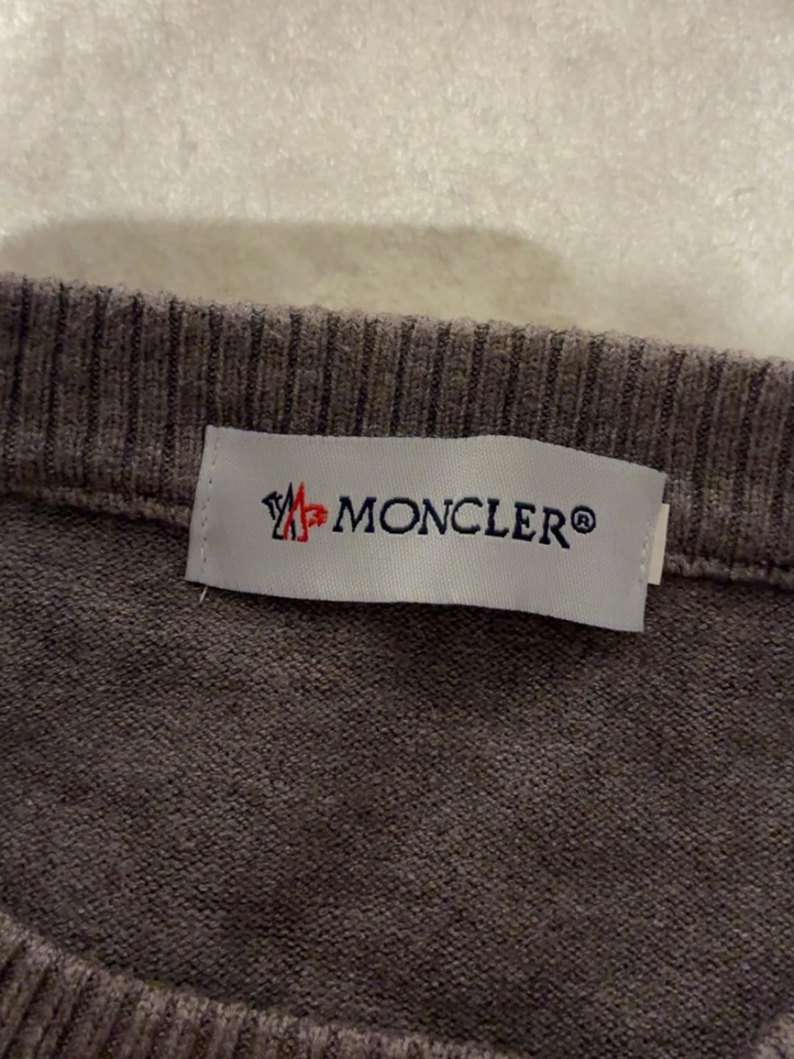 Stickad moncler tröja  - 2