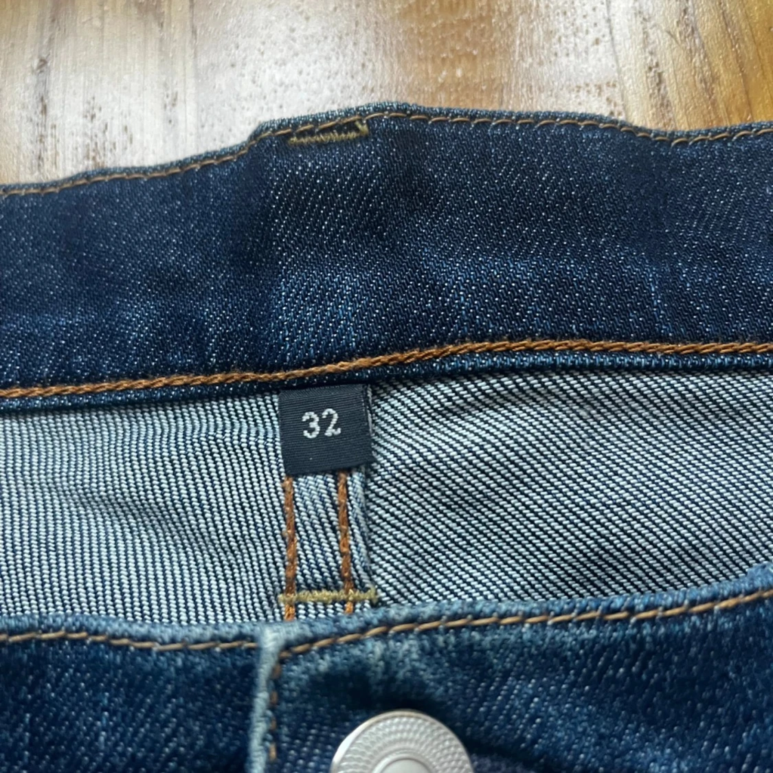 mörkblå jeans straight fit - 4