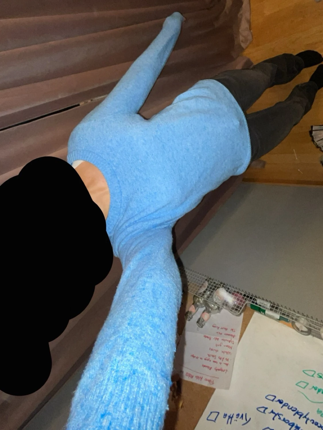 Ljusblå stickad tröja