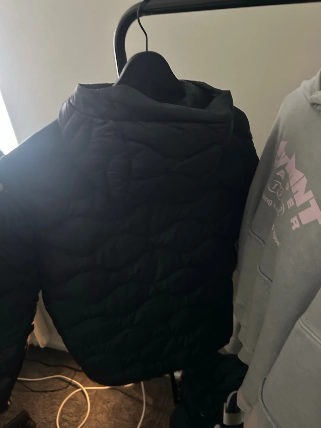 Svart dunjacka Peak Performance - 1