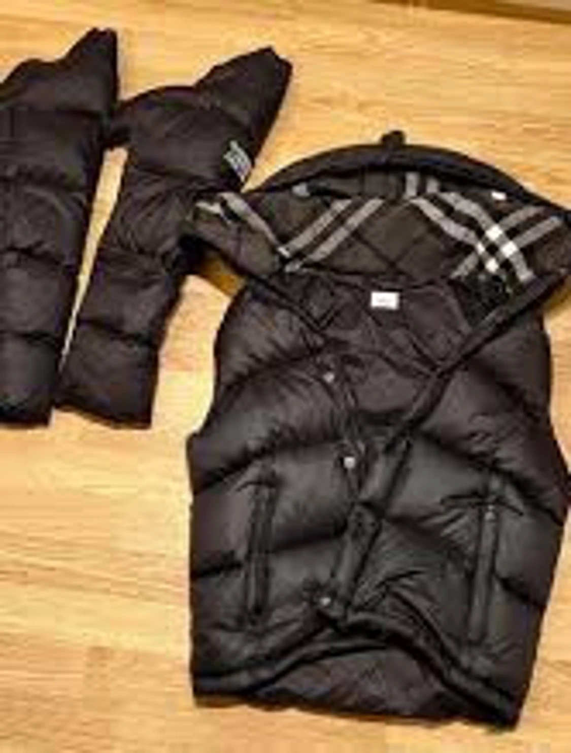 Svart dunväst från Burberry - 1